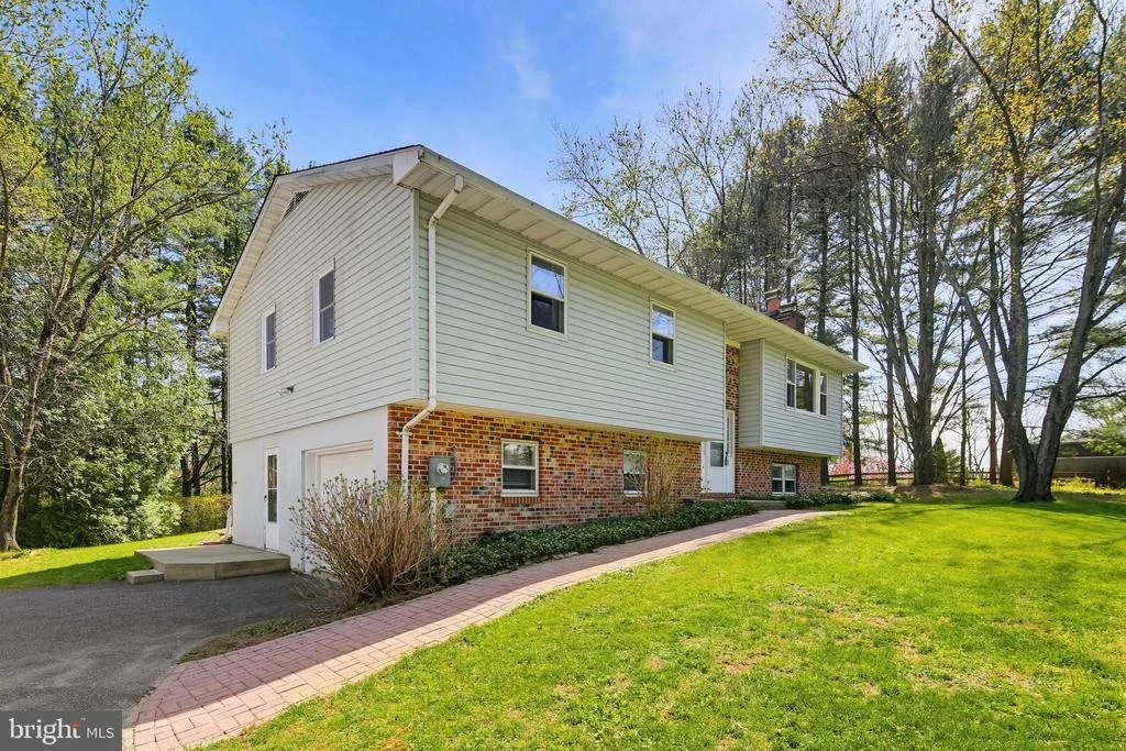 Photo of 2701 GARRETT ROAD