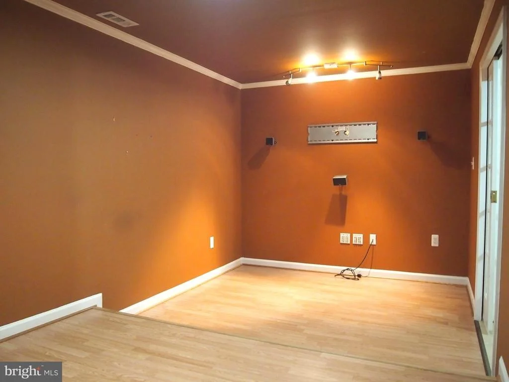 Photo of 1232 COLONIAL PARK DRIVE