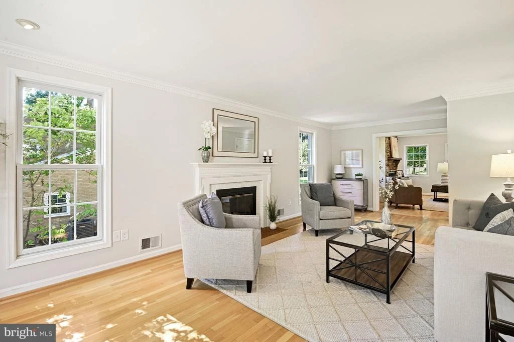 Photo of 7821 FALSTAFF ROAD