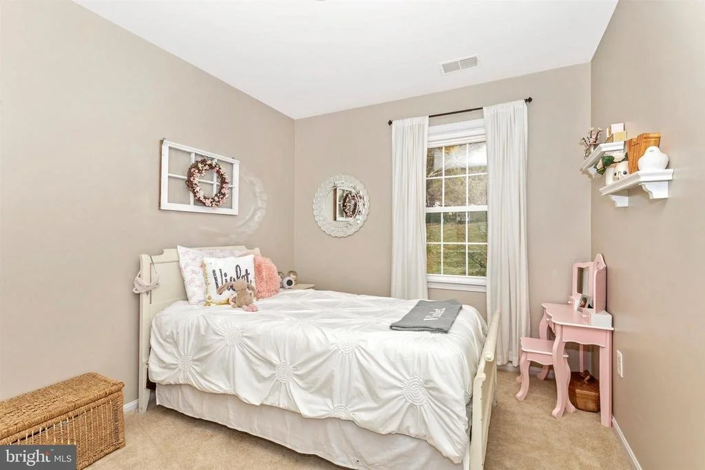 Photo of 10940 MIDDLEBORO DRIVE
