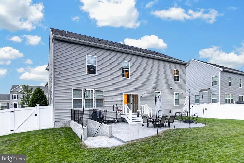 Photo of 6004 HUNT WEBER DRIVE