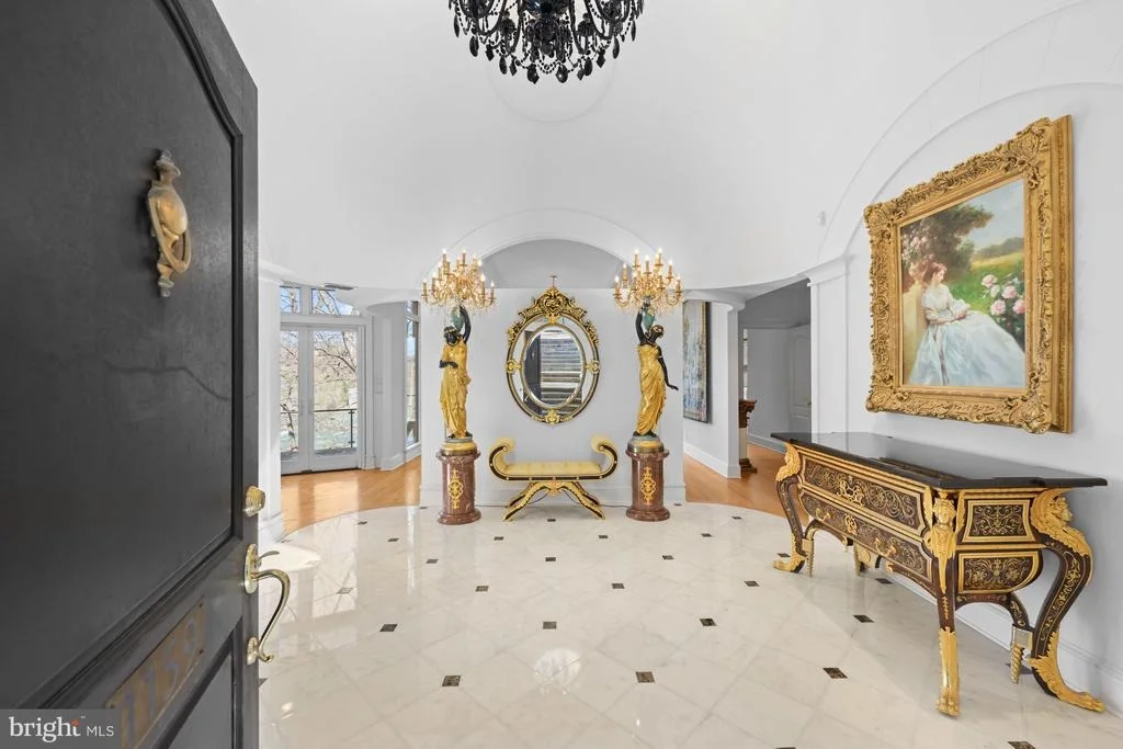 Photo of 1159 CREST LANE