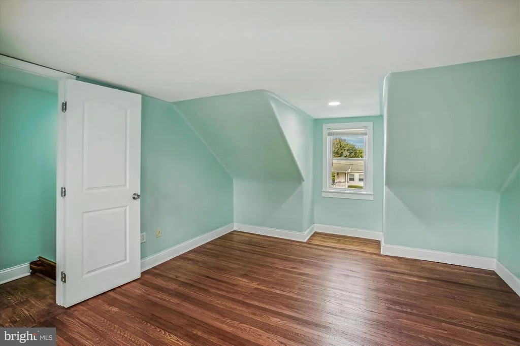 Photo of 904 OAK STREET