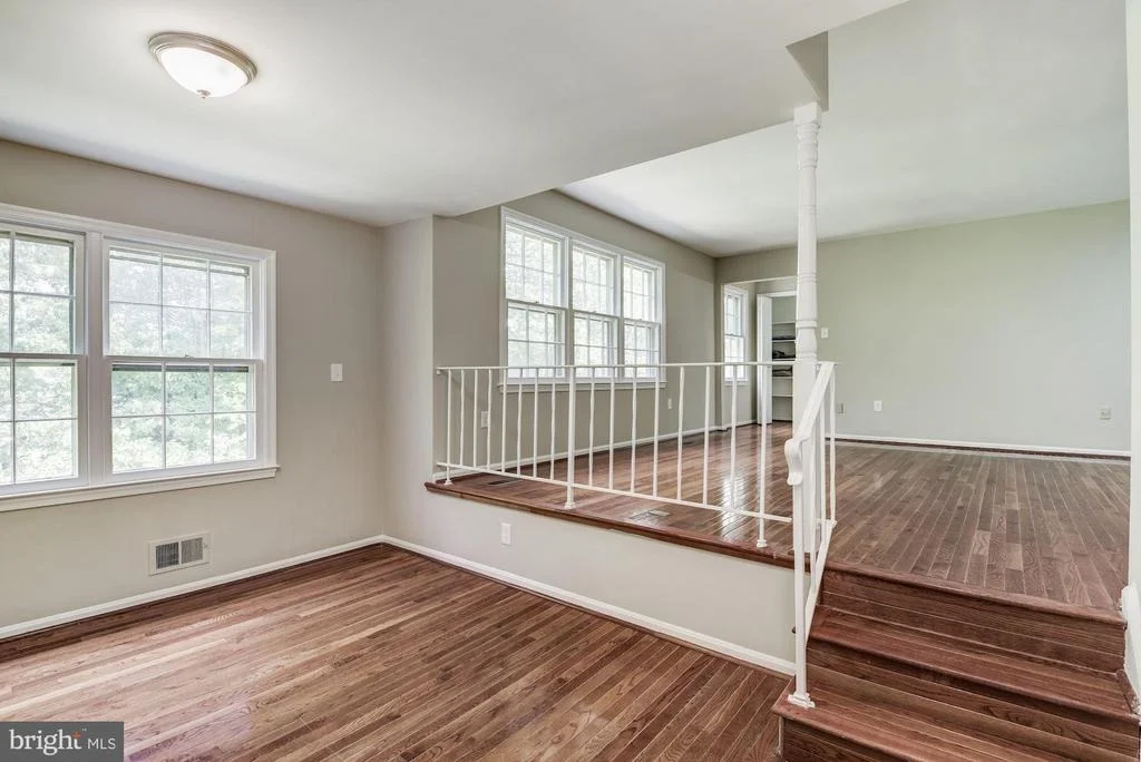 Photo of 15020 WELLWOOD ROAD