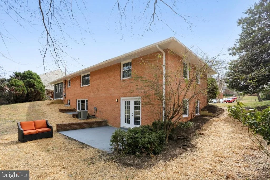 Photo of 2816 SHANANDALE DRIVE