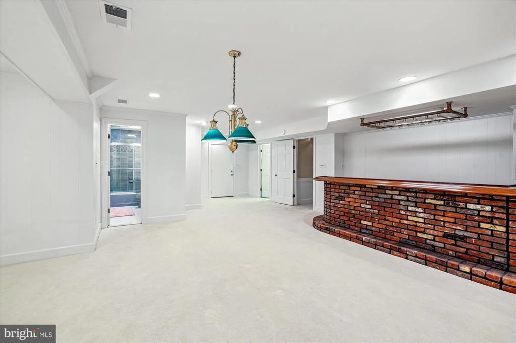 Photo of 8849 TUCKERMAN LANE