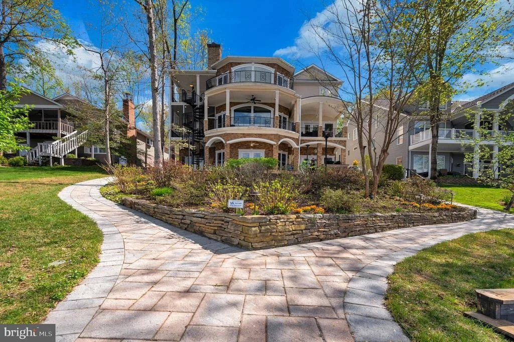 Photo of 206 MADISON CIRCLE