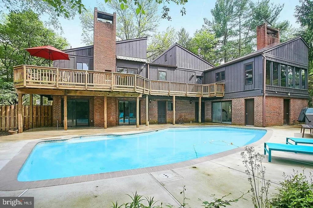 Photo of 6952 DUNCRAIG COURT