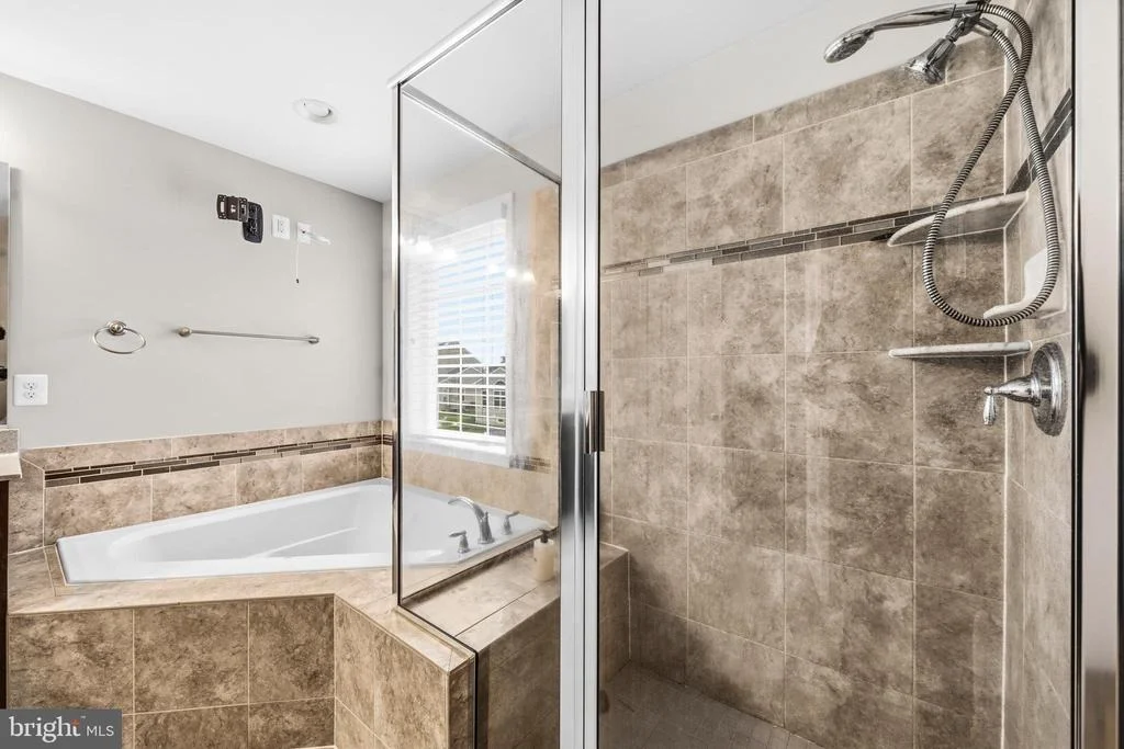 Photo of 131 FAIR BROOK WAY