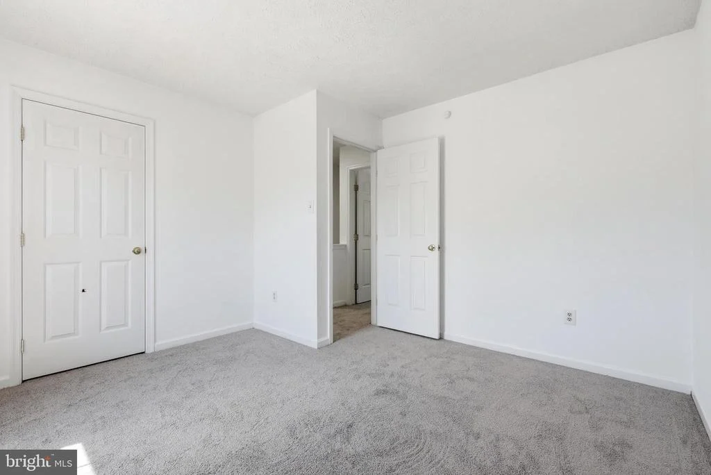 Photo of 707 ATHLONE DRIVE
