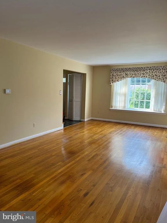 Photo of 13337 FOXHALL DRIVE