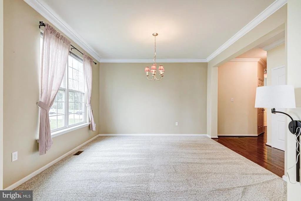 Photo of 318 NORTHHAMPTON WAY