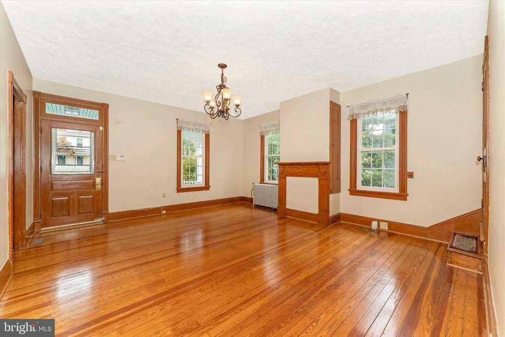 Photo of 44 MAPLE AVENUE