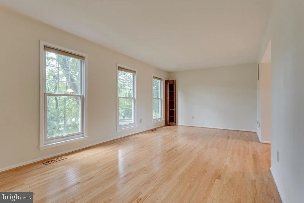 Photo of 12416 DANCREST DRIVE