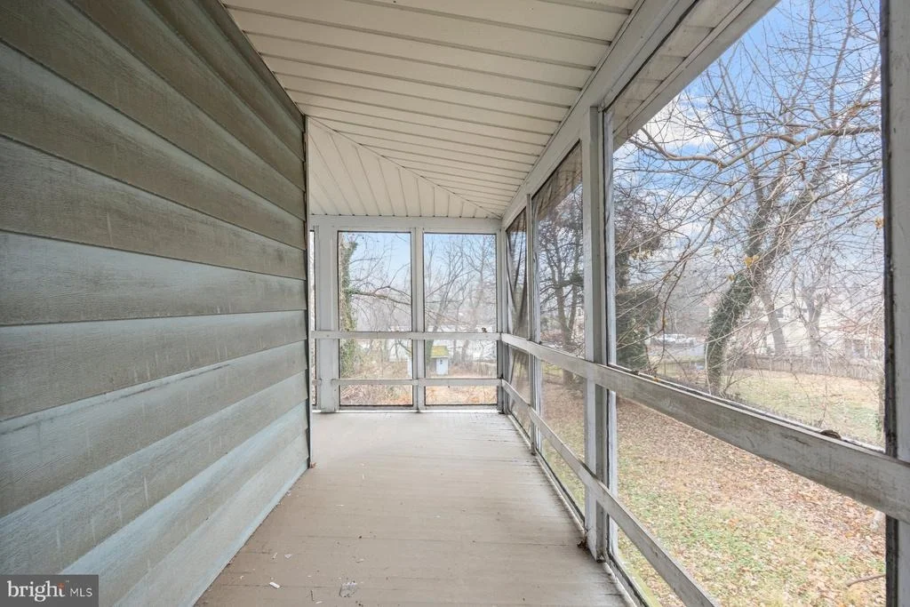 Photo of 307 HARLEM LANE