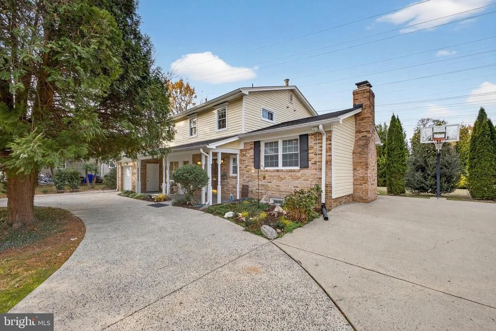 Photo of 11500 DEBORAH DRIVE