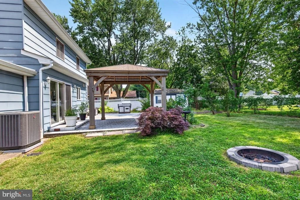 Photo of 717 DORIS TERRACE