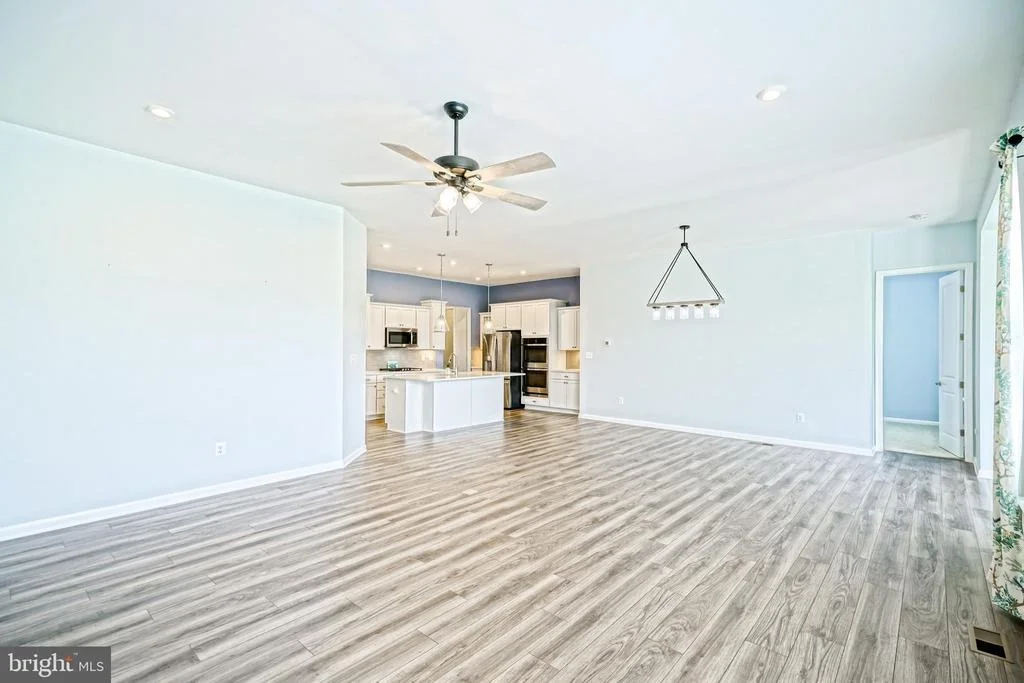Photo of 21153 CONTI STREET