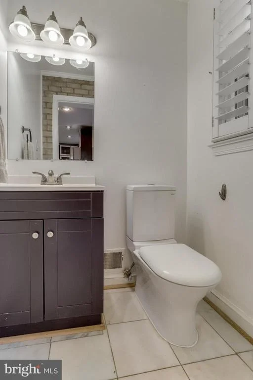 Photo of 6808 HOUNDMASTER ROAD
