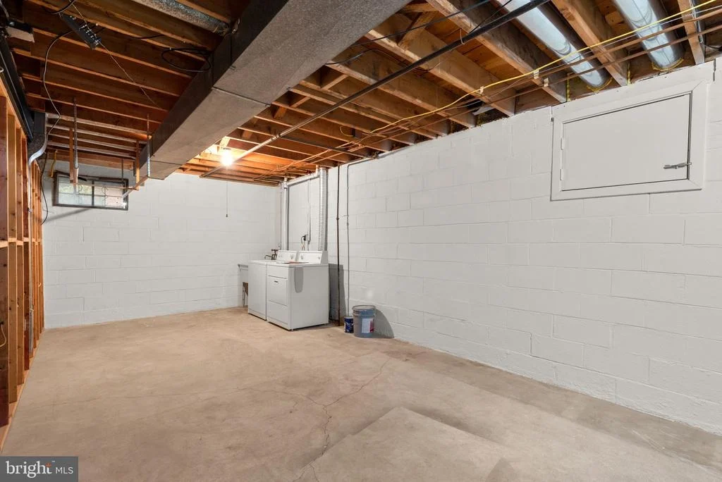 Photo of 19104 WILLOW GROVE ROAD