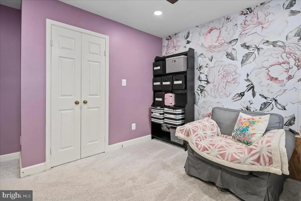 Photo of 9426 MOUNT VERNON CIRCLE