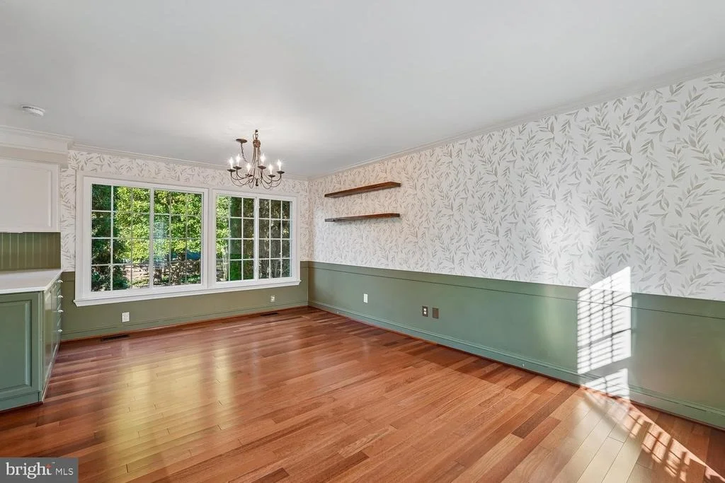 Photo of 6 BENTLEY DRIVE