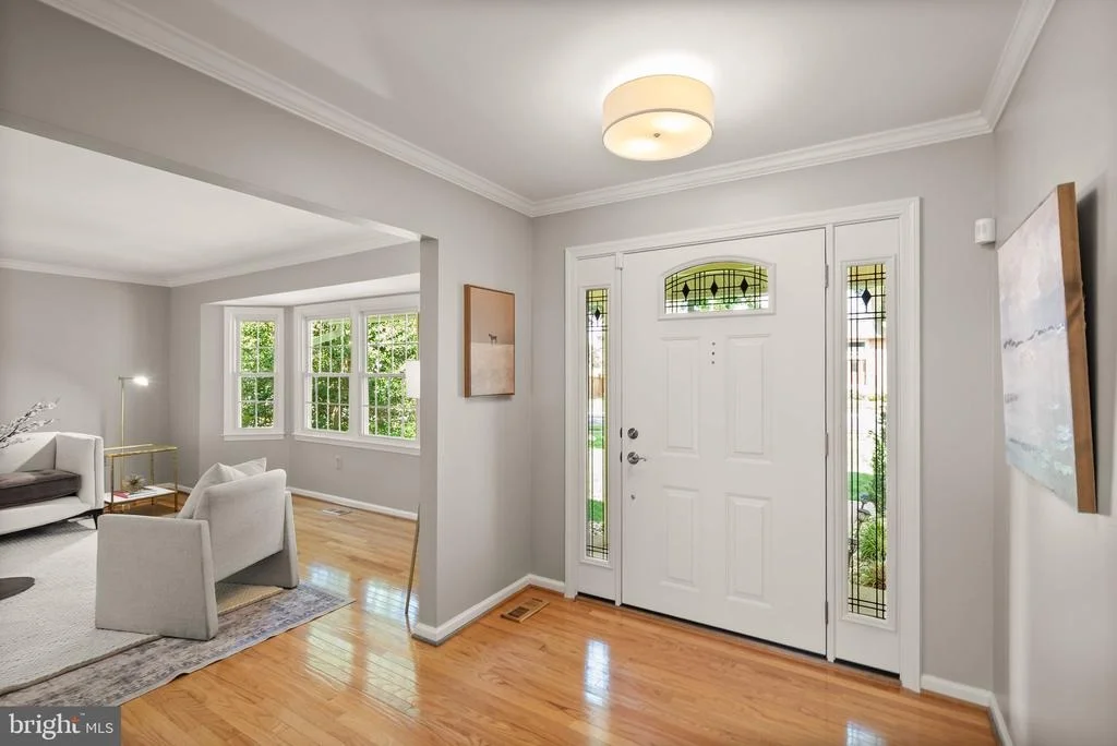 Photo of 8906 TAILCOAT COURT