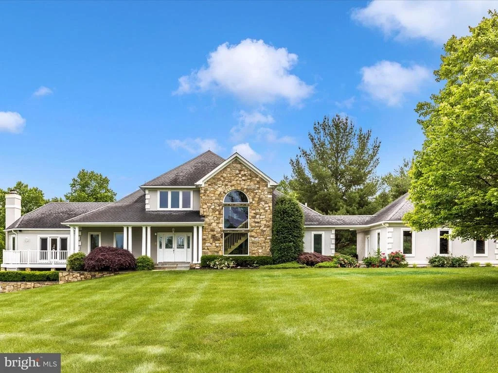 Photo of 17400 RYEFIELD COURT