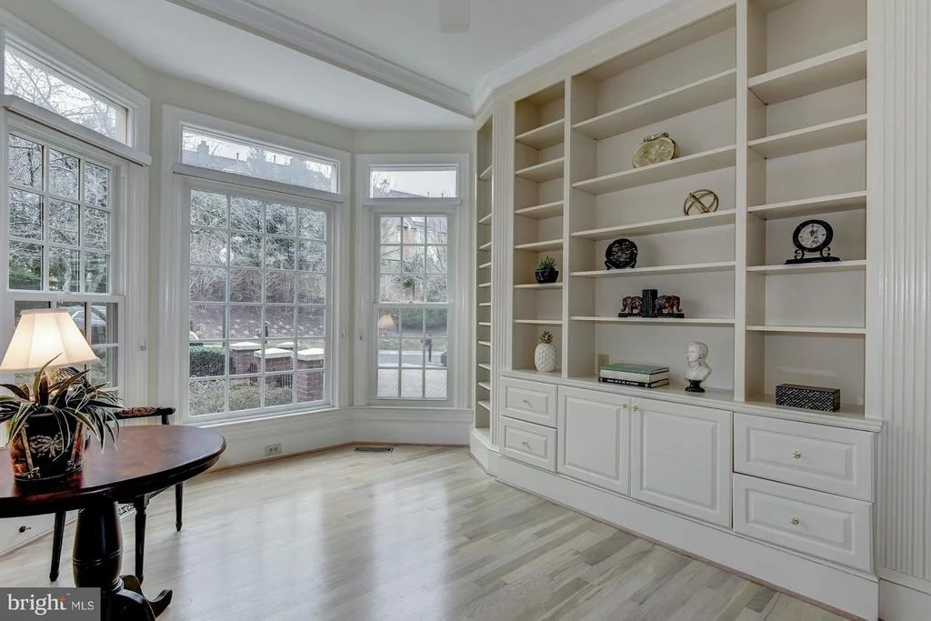 Photo of 11207 POTOMAC CREST DRIVE