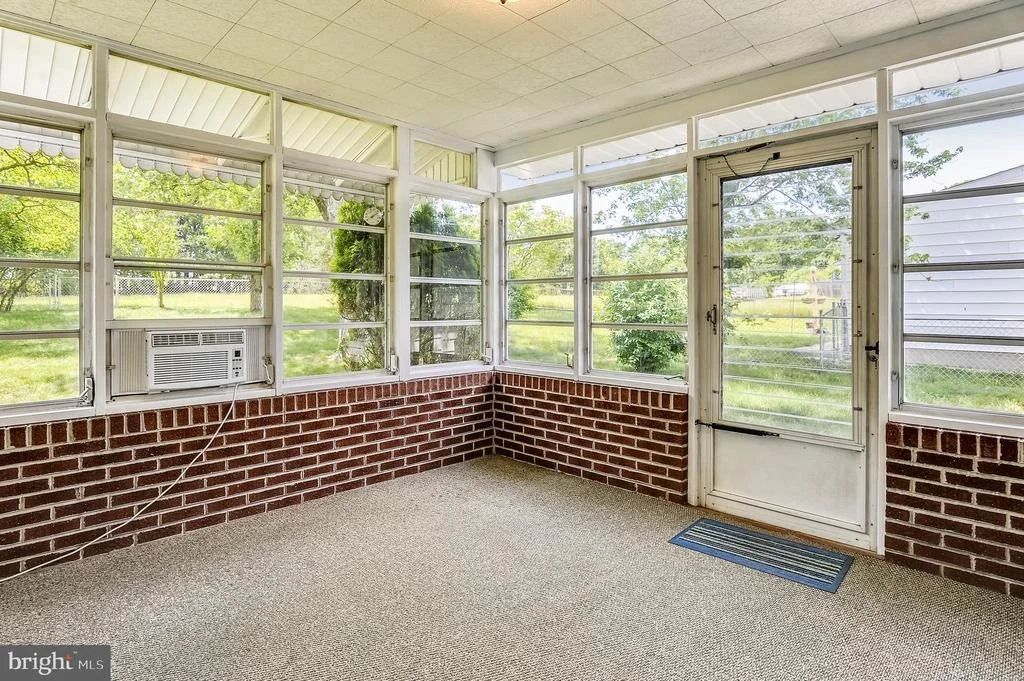 Photo of 15603 BOND MILL ROAD