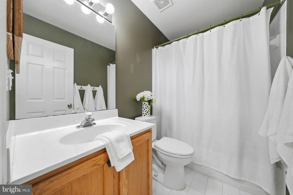 Photo of 4007 WINDWARD DRIVE