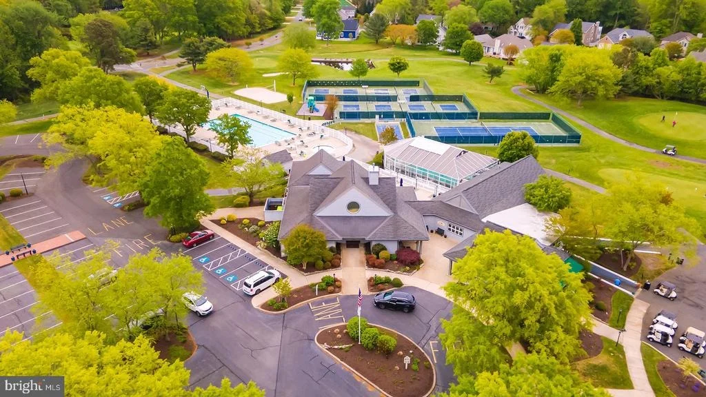 Photo of 208 POND VIEW DRIVE