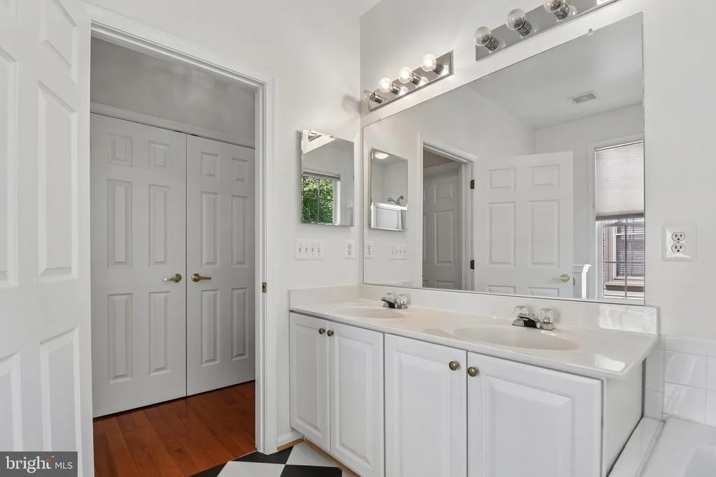 Photo of 6230 SETTLERS TRAIL PLACE