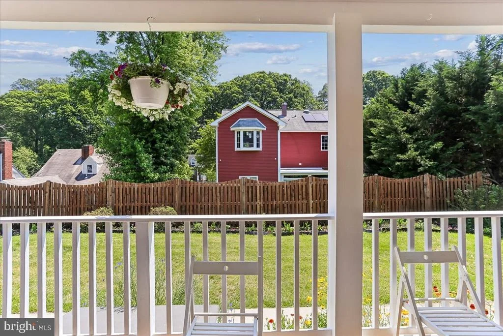 Photo of 1504 CREST ROAD
