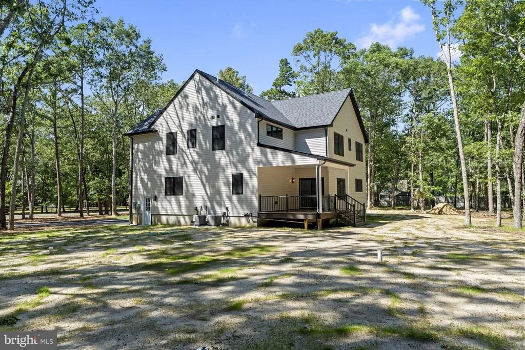 Photo of 3 STEVENS LANE