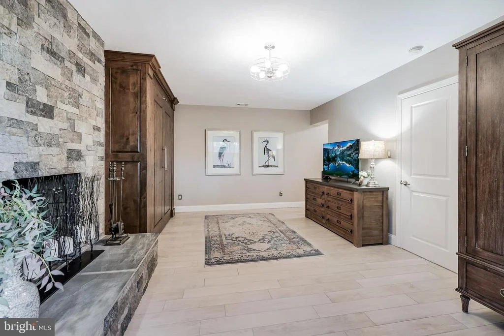 Photo of 11211 WEDGE DRIVE