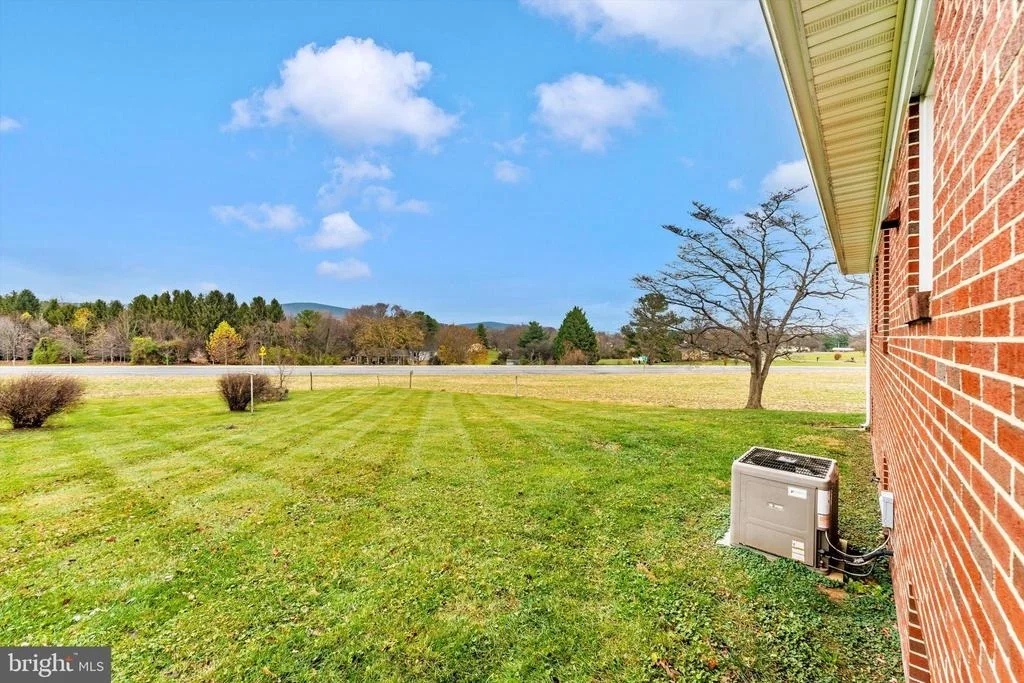 Photo of 6438 BROAD RUN ROAD