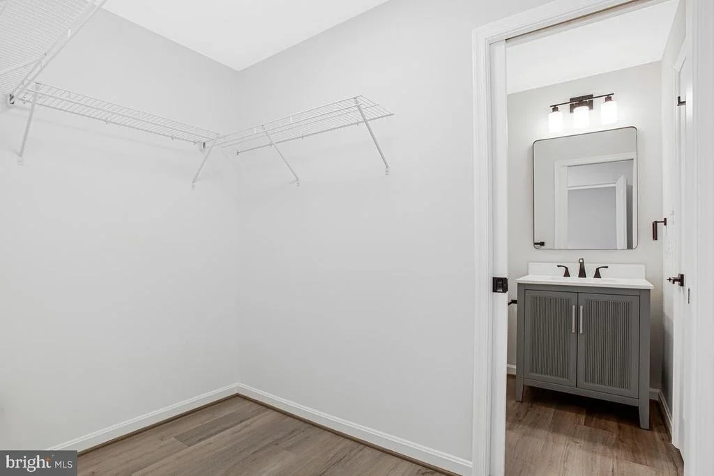 Photo of 10 POPLAR LANE