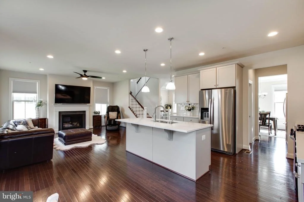 Photo of 4396 SHAMROCK DRIVE