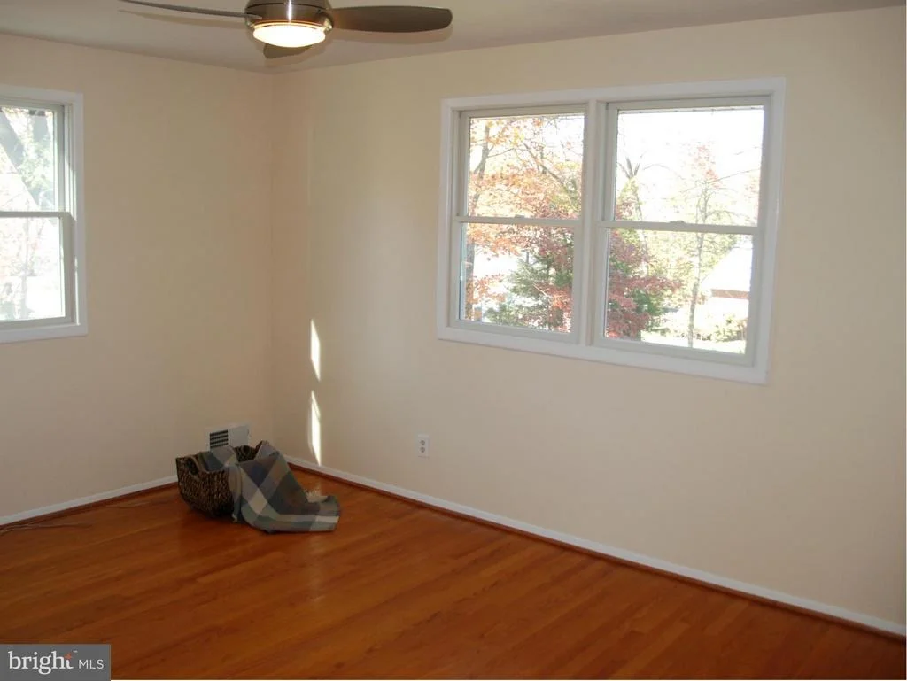 Photo of 8112 BULLOCK LANE