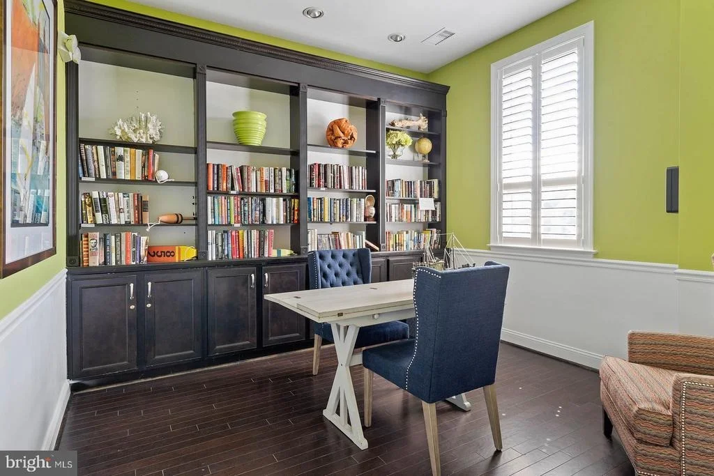 Photo of 34438 SPRING BROOK AVENUE