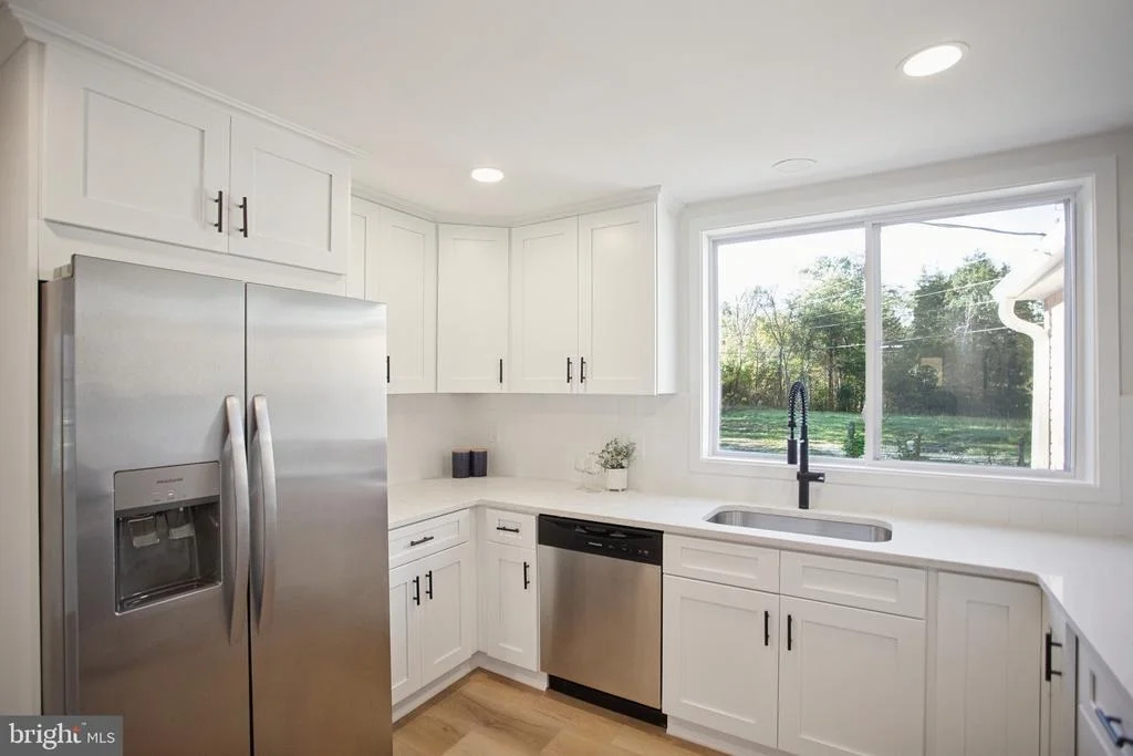Photo of 6740 SUMERDUCK ROAD