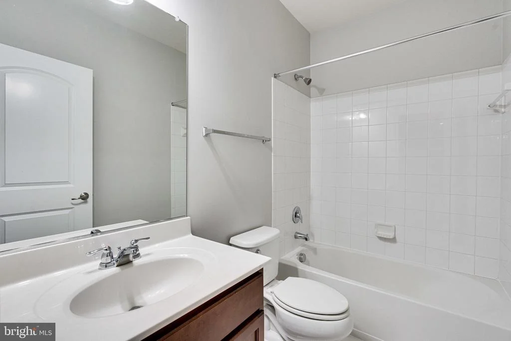 Photo of 42695 MACAULEY PLACE