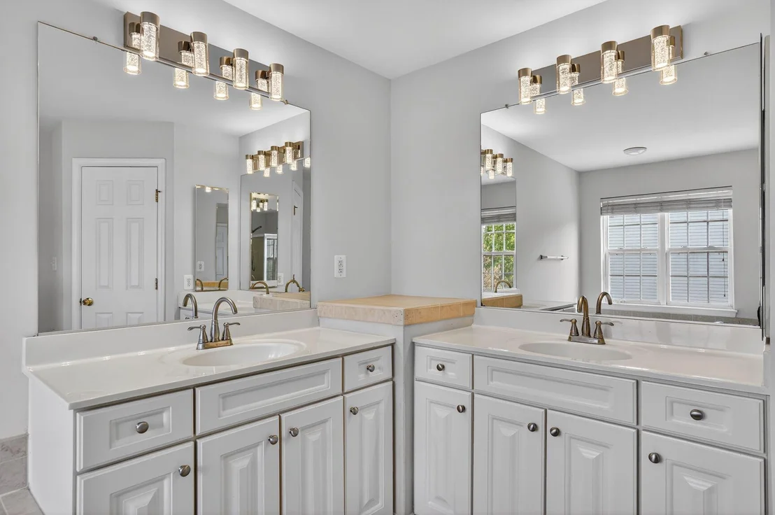 Photo of 25845 SPRING FARM CIRCLE