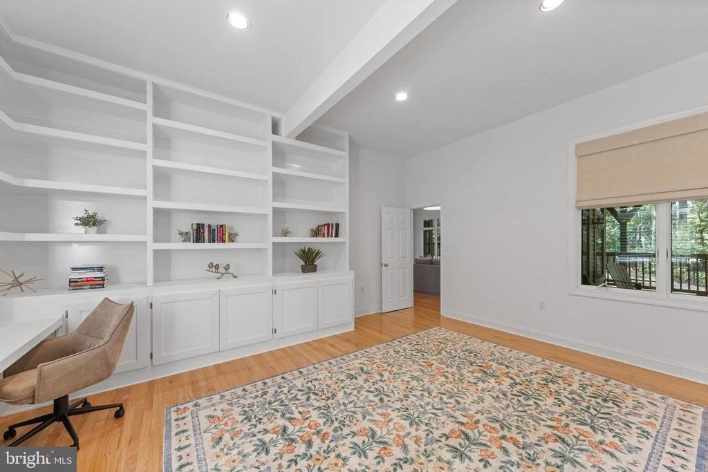 Photo of 123 GLADE CIRCLE W