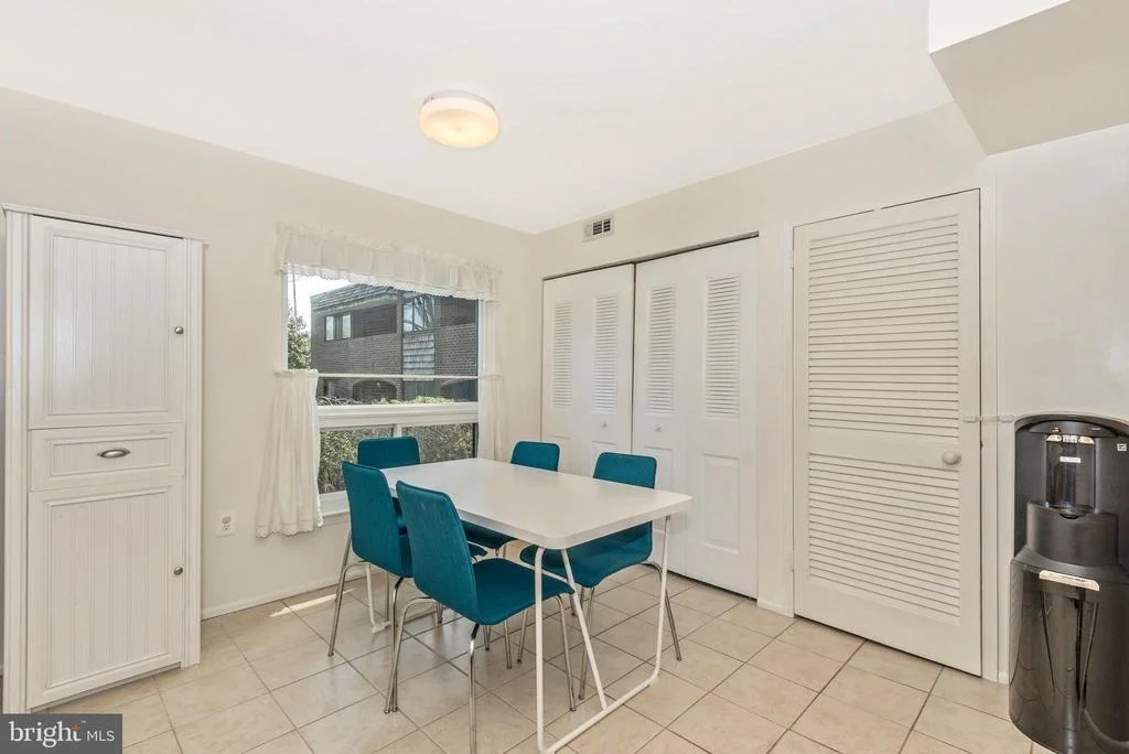 Photo of Unit 21 at 423 CHRISTOPHER AVENUE