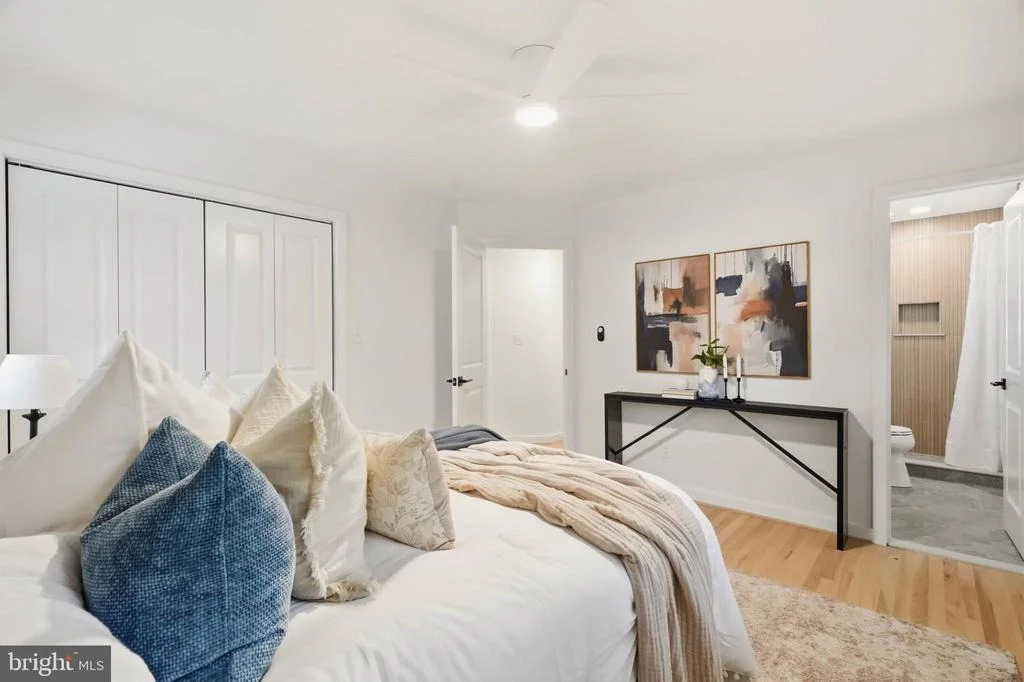 Photo of 109 SUNSET DRIVE