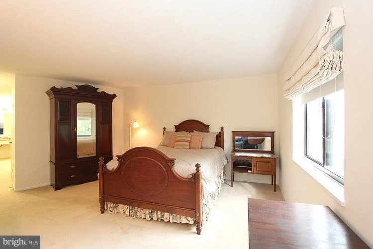 Photo of Unit 2804 at 15107 INTERLACHEN DRIVE