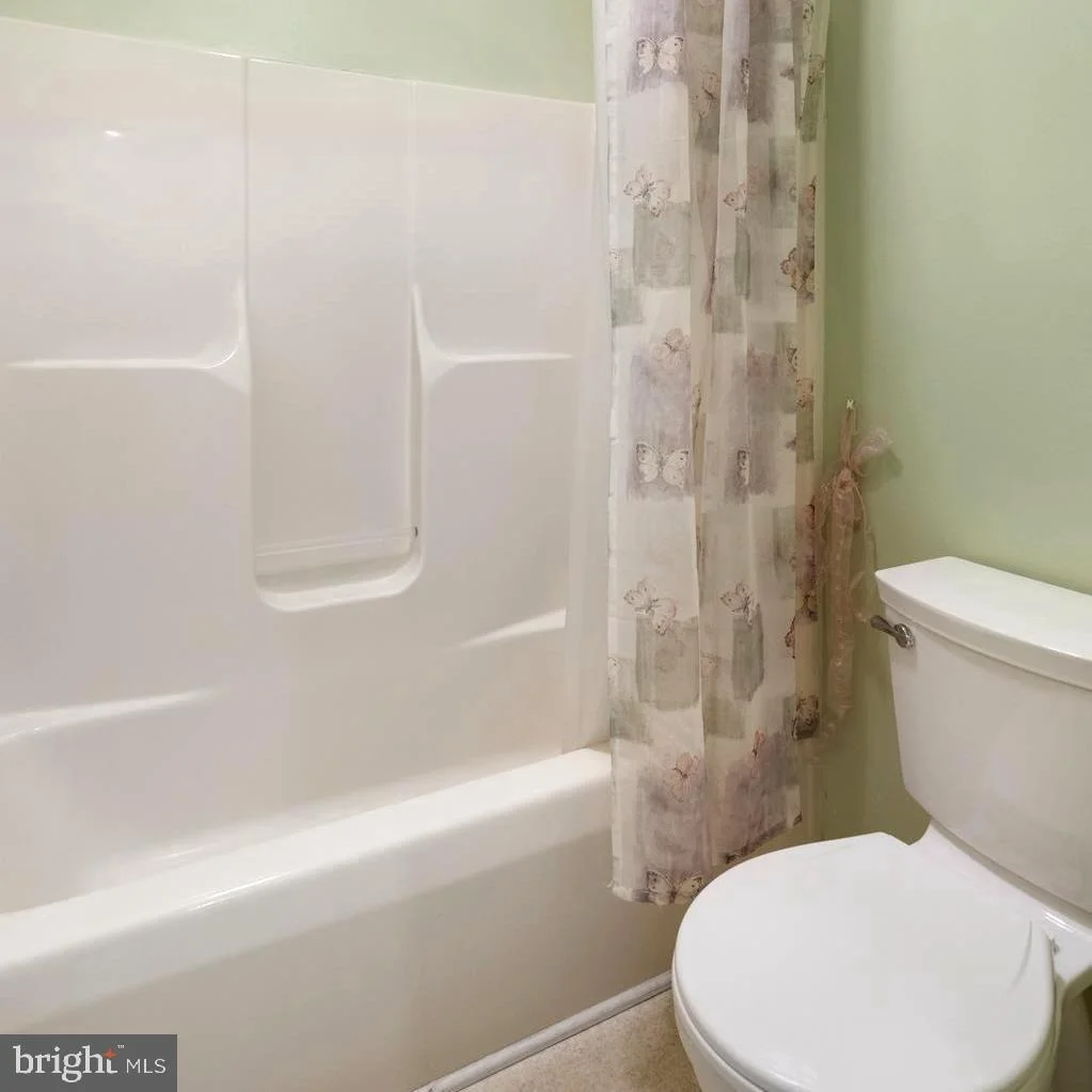 Photo of 955 STAYMAN DRIVE