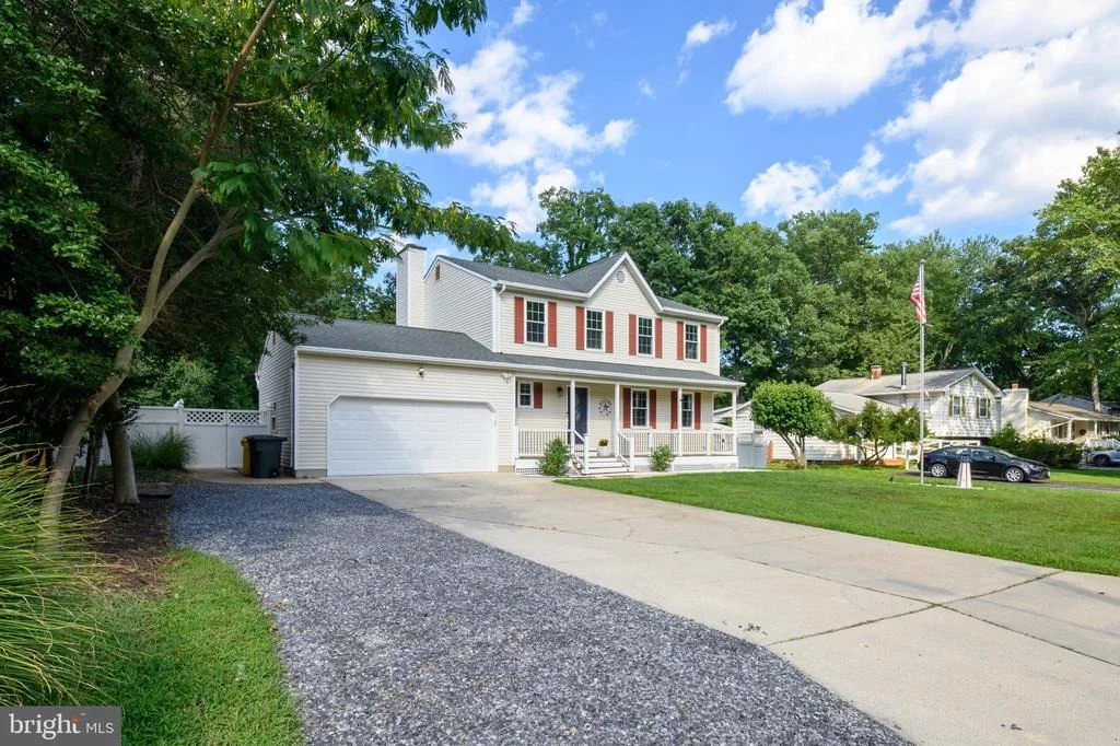 Photo of 1007 HARBOR DRIVE